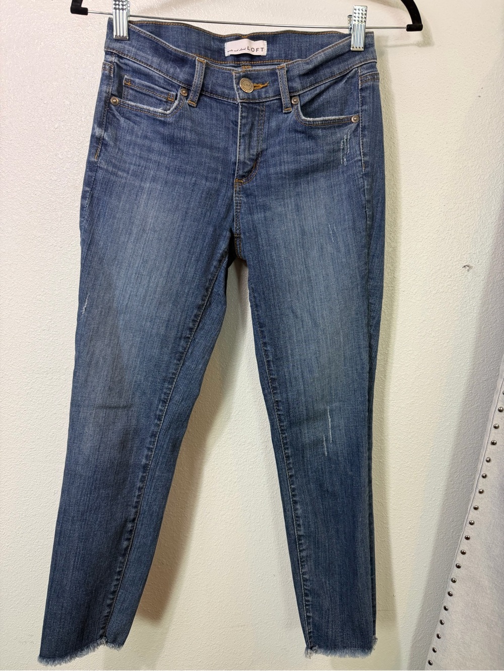 LOFT Skinny Jeans in Medium Denim Blue with Frayed Hem